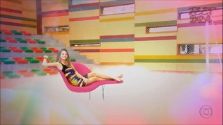 Juliana Paiva feet photo thumbnail