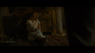 Léa Seydoux feet photo thumbnail