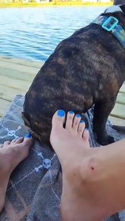 Nicole Neumann feet photo thumbnail