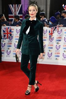 Laura Whitmore feet photo thumbnail