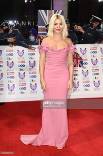 Holly Willoughby feet photo thumbnail