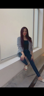 Jannat Zubair Rahmani feet photo thumbnail