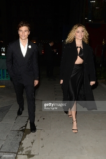 Pixie Lott feet photo thumbnail