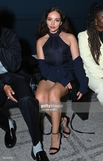 Jade Thirlwall feet photo thumbnail