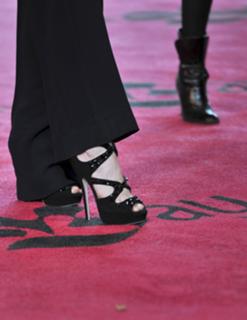 Jessica Chastain feet photo thumbnail