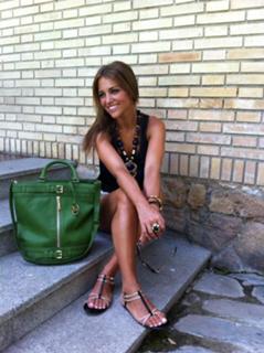 Paula Echevarría feet photo thumbnail