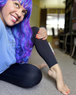 Deedee Rican feet photo thumbnail