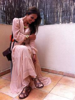 Paula Echevarría feet photo thumbnail