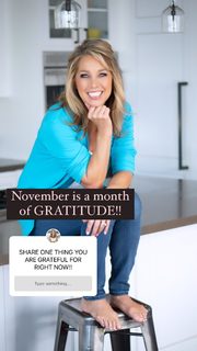 Denise Austin feet photo thumbnail