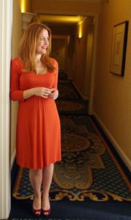 Gillian Anderson feet photo thumbnail