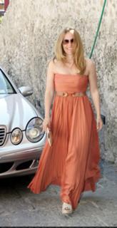 Gillian Anderson feet photo thumbnail