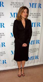 Gillian Anderson feet photo thumbnail