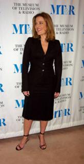 Gillian Anderson feet photo thumbnail