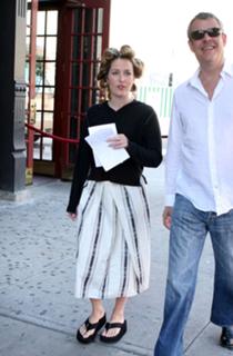 Gillian Anderson feet photo thumbnail