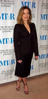 Gillian Anderson feet photo thumbnail