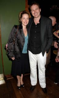 Gillian Anderson feet photo thumbnail
