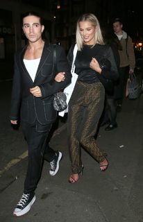 Helen Flanagan feet photo thumbnail