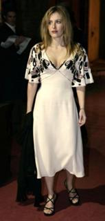 Gillian Anderson feet photo thumbnail