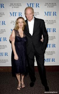 Gillian Anderson feet photo thumbnail