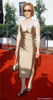 Gillian Anderson feet photo thumbnail