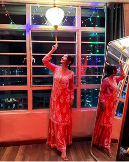 Anushka Sen feet photo thumbnail