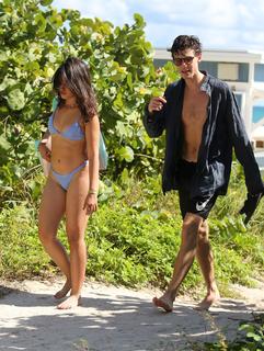 Camila Cabello feet photo thumbnail
