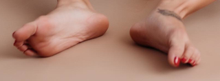 Arianny Celeste feet photo thumbnail