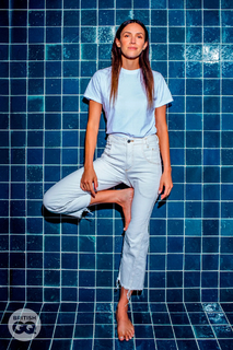 Adriene Mishler feet photo thumbnail