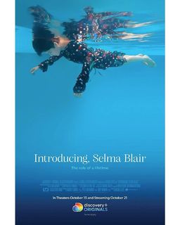 Selma Blair feet photo thumbnail