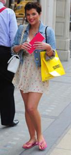 Helen Flanagan feet photo thumbnail