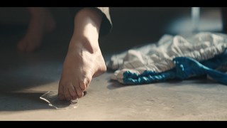 Amber Tamblyn feet photo 5