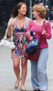 Helen Flanagan feet photo thumbnail