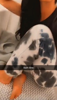 Brittney Smith feet photo thumbnail