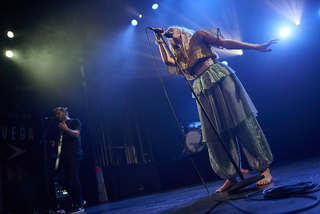 Aurora Aksnes feet photo thumbnail