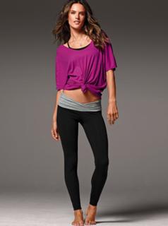 Alessandra Ambrosio feet photo thumbnail
