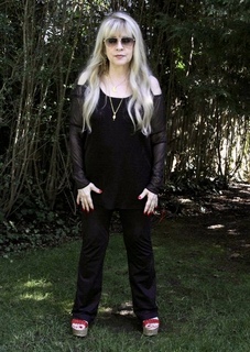Stevie Nicks feet photo 3
