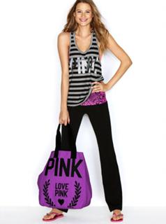 Behati Prinsloo feet photo thumbnail