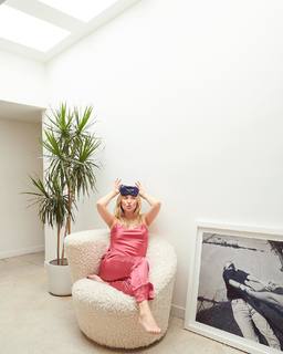 Kate Hudson feet photo thumbnail