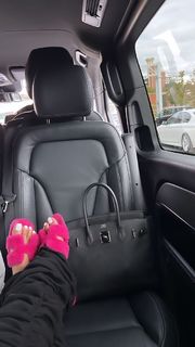 Jilly Anais feet photo thumbnail