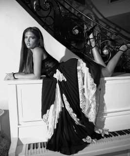 Chanel West Coast feet photo thumbnail