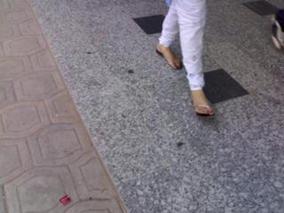 Katrina Kaif feet photo thumbnail