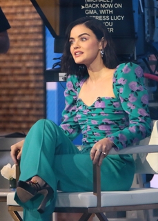 Lucy Hale feet photo thumbnail