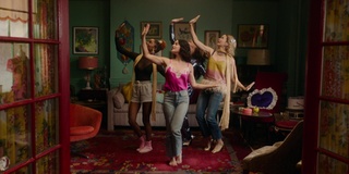 Lucy Hale feet photo thumbnail