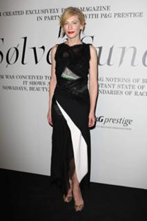 Cate Blanchett feet photo thumbnail