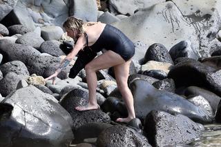 Kesha feet photo thumbnail