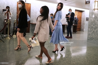 Simone Biles feet photo thumbnail