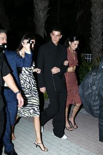 Kendall Jenner feet photo thumbnail