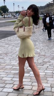 Bruna Marquezine feet photo thumbnail