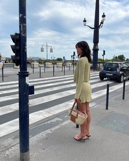 Bruna Marquezine feet photo thumbnail