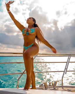 Ashanti feet photo thumbnail